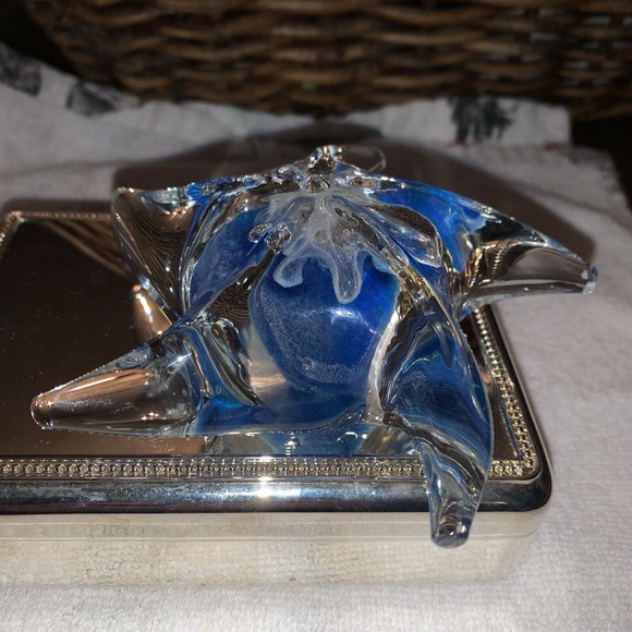 Vtg. Art Glass STARFISH Paperweight Clear, Bubbles, Blue , GLOWS in The Dark - Picture 5 of 11